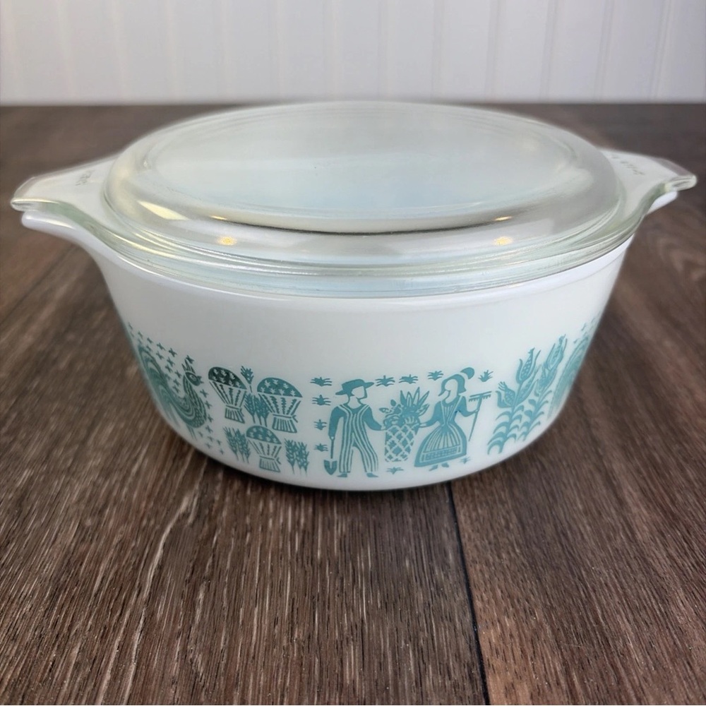 Vintage Pyrex Amish Butterprint Casserole Dish Turquoise #472 1.5 pt Damaged Lid